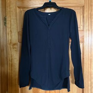 Women's Black Long Sleeve Top
